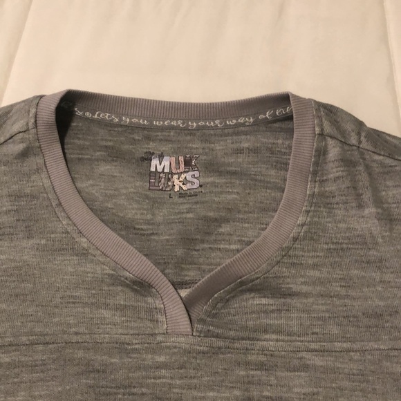 NWT The Original Muk Luks long sleeve heathered grey shirt w vneck relaxed fit - Picture 7 of 8